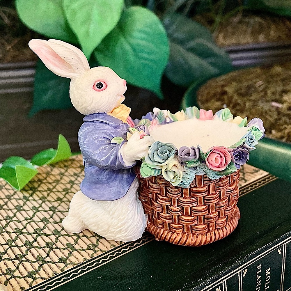 Dept 56 Bunny Rabbit Holding Basket Applied Roses Figurine Trinket Dish Easter